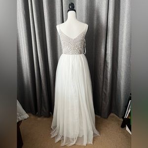 Adrianna Papell White Gown Size 2